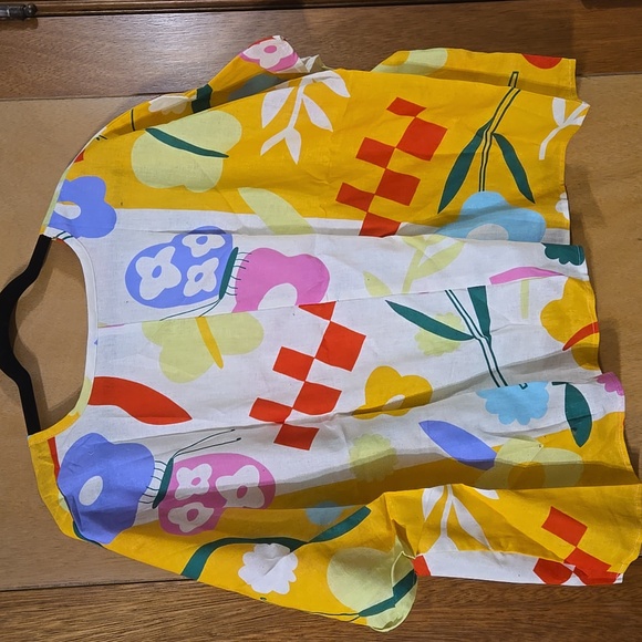 Colorful Abstract Print Crop Top - Picture 3 of 3